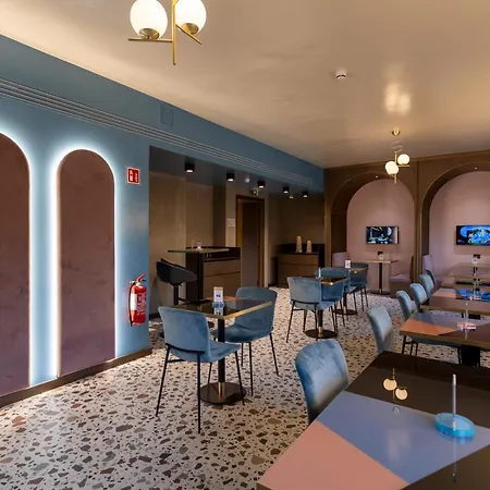 Hotel Axyhotels Innstyle 4*