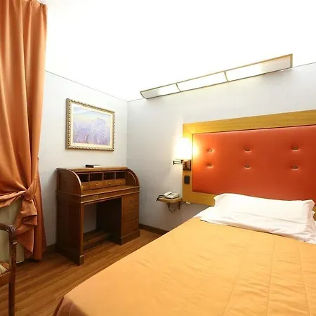 מלון Axyhotels Innstyle מילאנו
