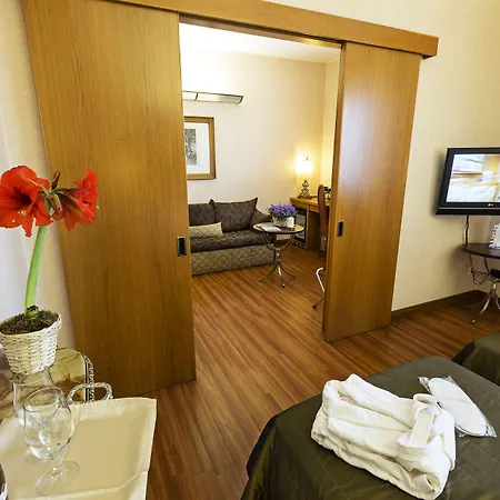 Axyhotels Innstyle فندق